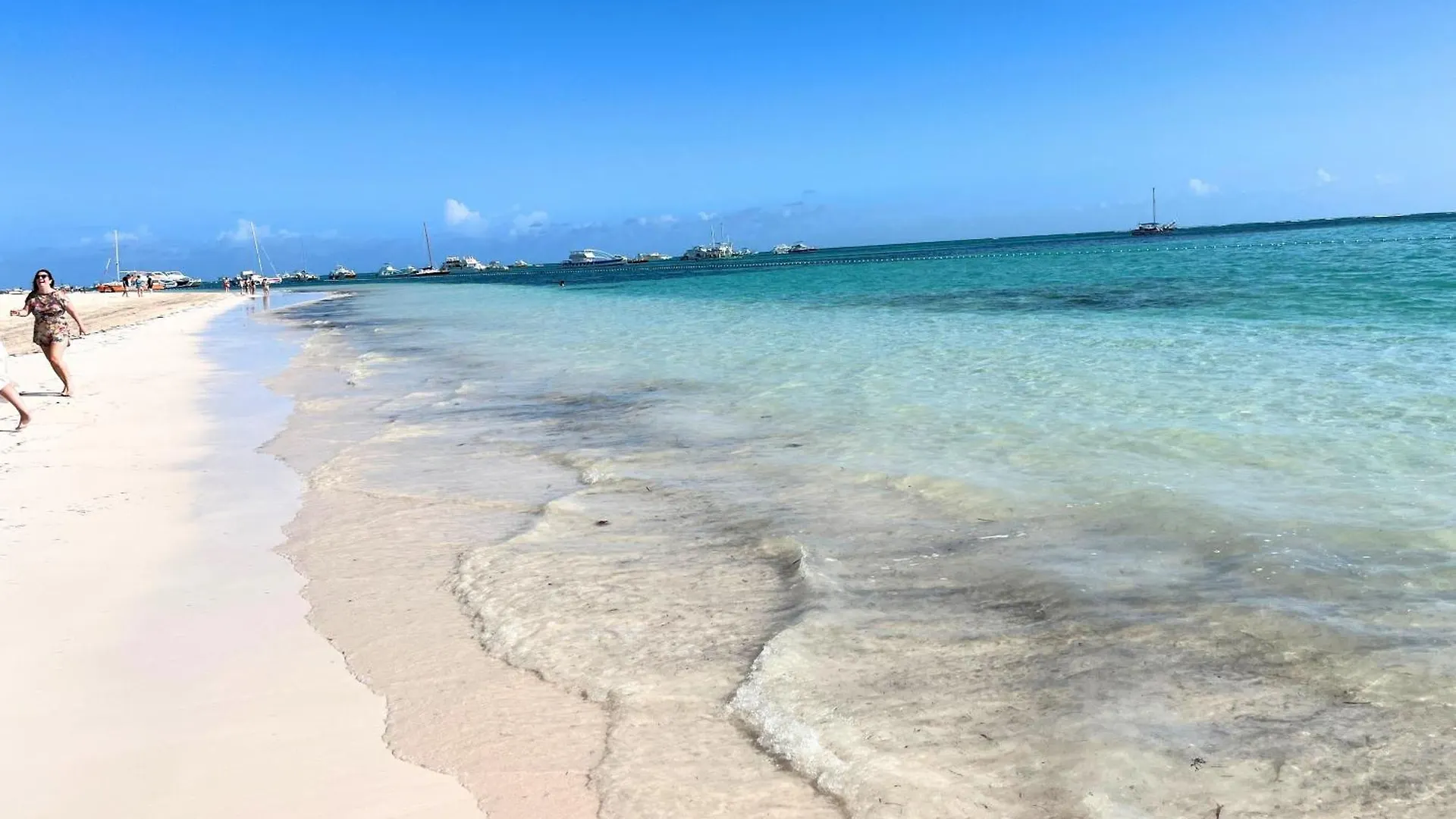 Chic Beach Apartment - 3 Min To The Beach Punta Cana 0*,  Dominican Republic